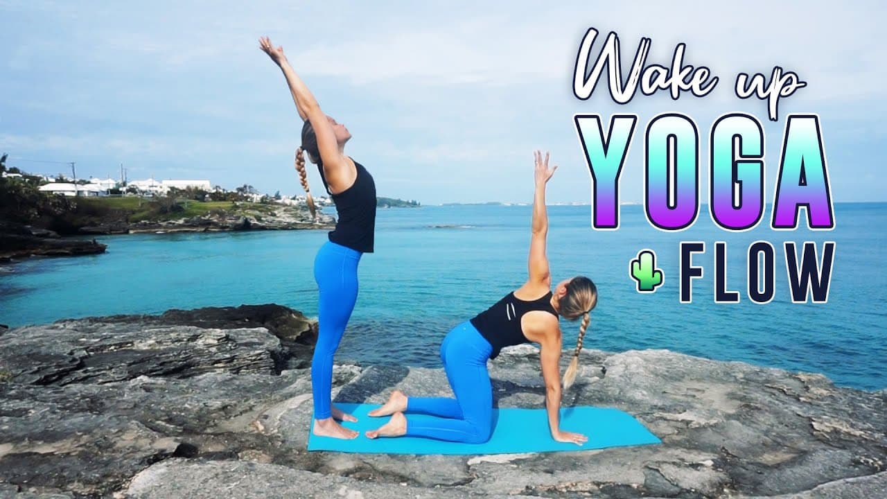 20 Minute Morning Yoga Flow | Wake Up + Stretch