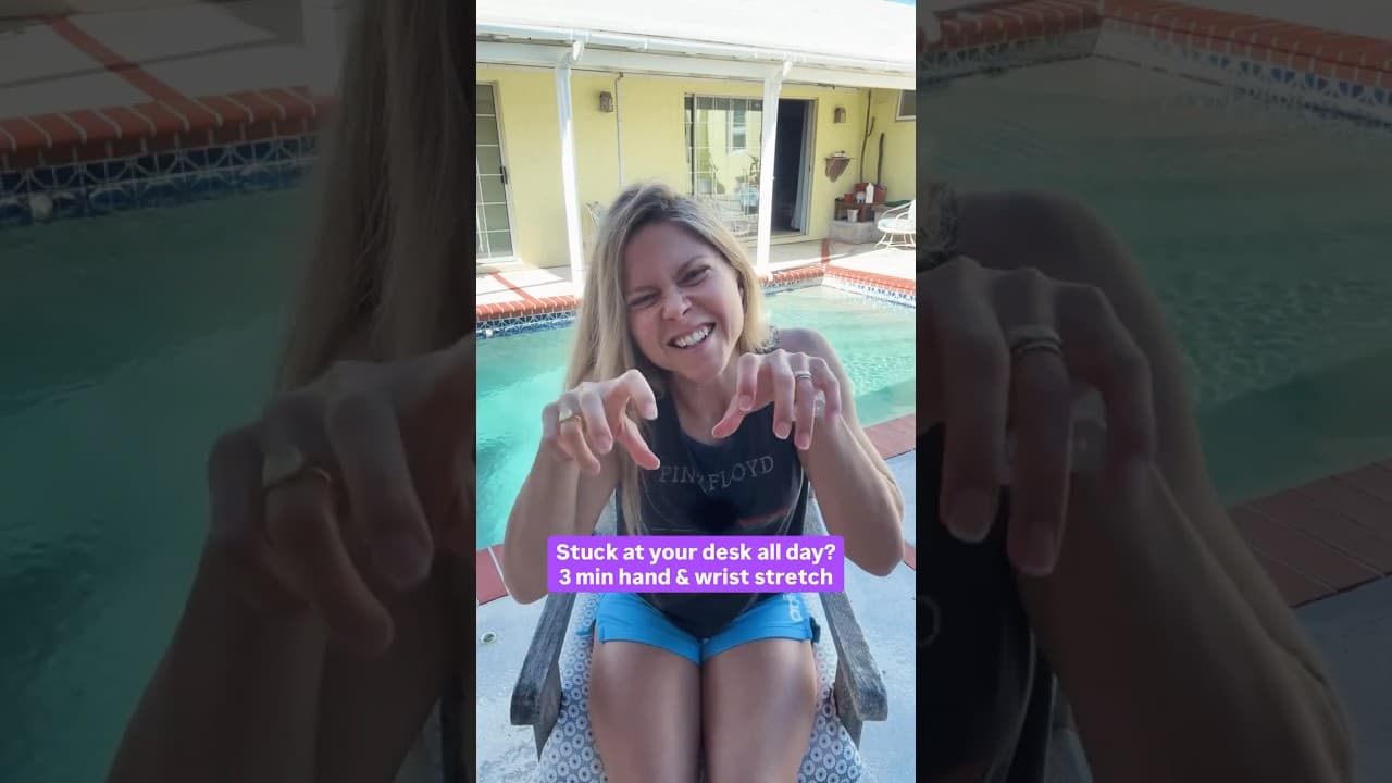 3 min hand & wrist stretch (do this in your chair)