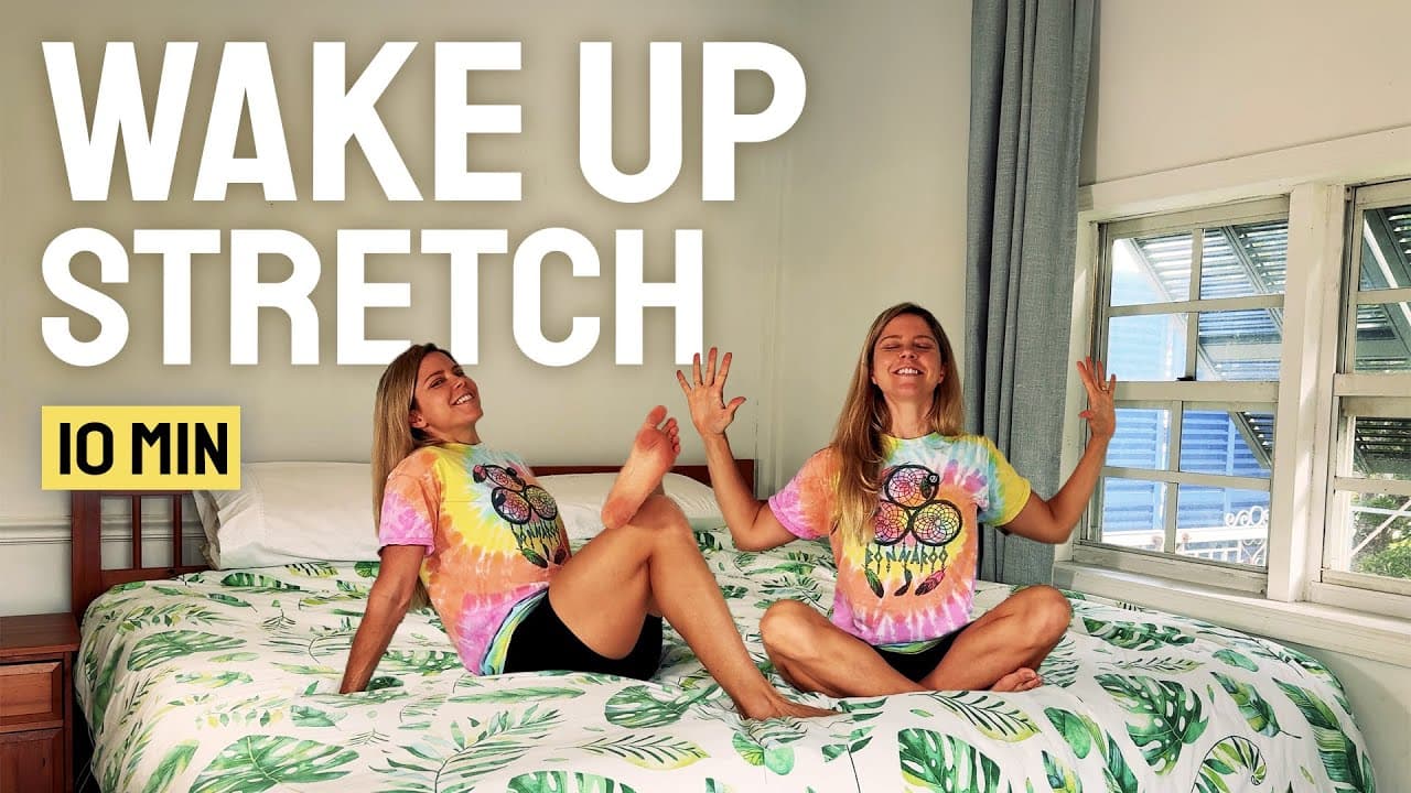 10 Min Morning Yoga Stretch in Bed || Wake Up & Feel Good